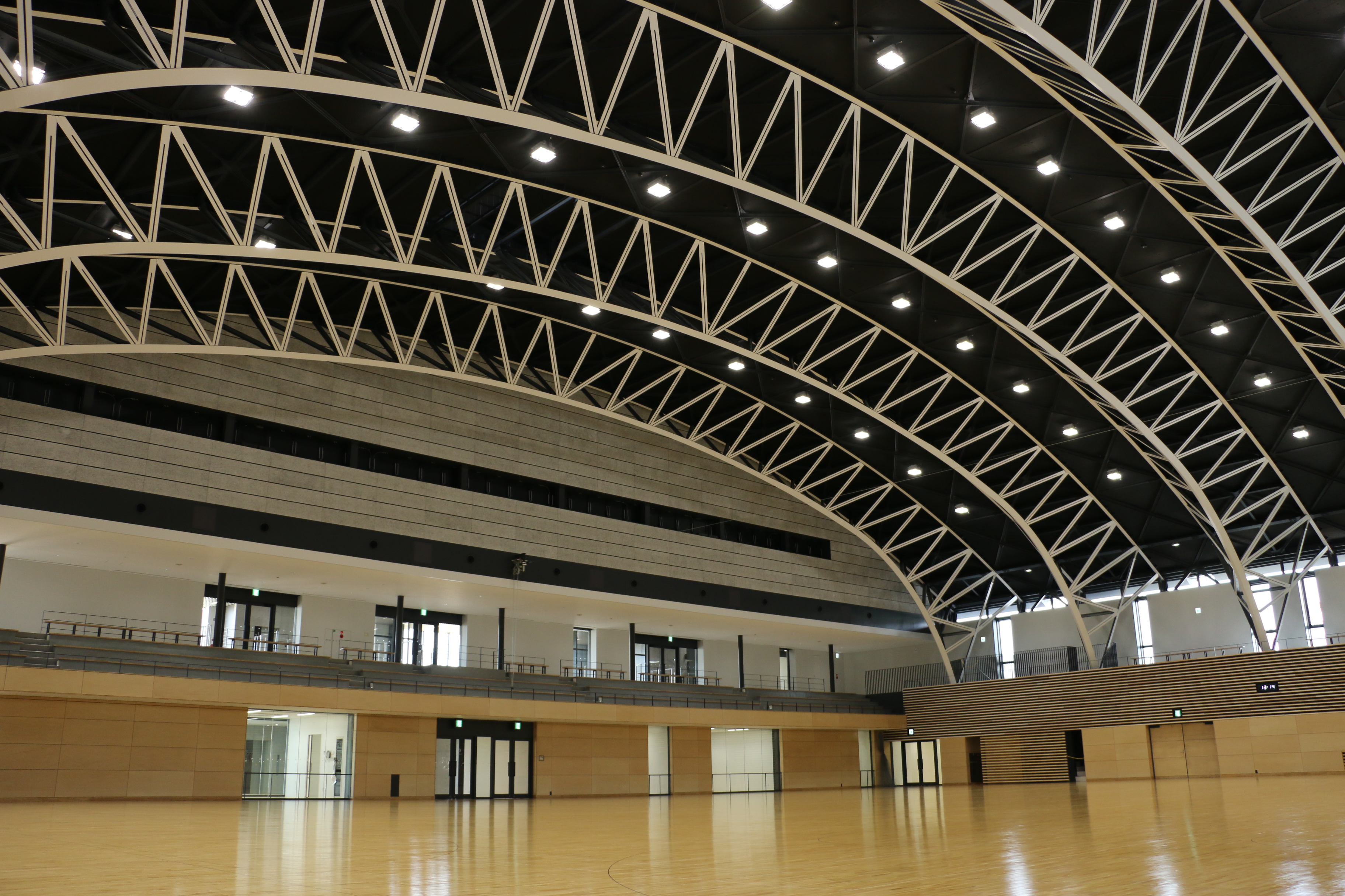 三木山総合公園総合体育館のアリーナの画像