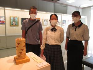 組木装飾花器「朔」の岡田さん