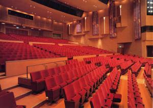 建物の構造自体も音響を重視した設計となっています。