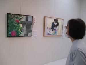 教え子の作品を見に