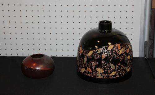 黒い器（花器）