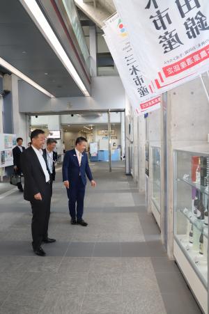 滋賀県知事へプロムナードを紹介