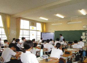 弁護士によるいじめ防止出前授業の風景
