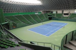 防災公園屋内テニス場センターコート