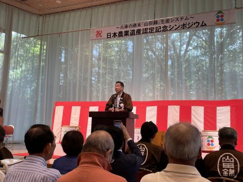 あいさつの様子