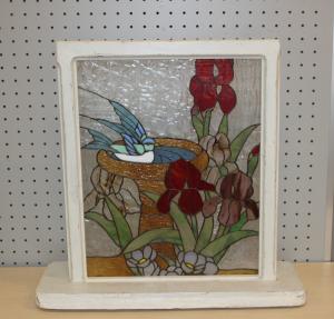 水浴びをしている鳥と菖蒲の作品