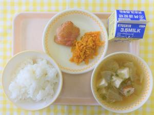 16日鶏肉のガーリック焼き