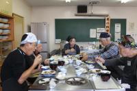 一班の食事風景