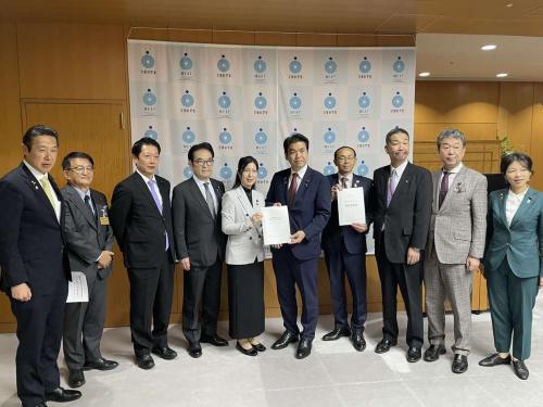 松本文部科学大臣への要望活動
