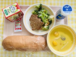 16日クリスマスハンバーグ