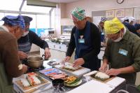 二班が巻いている様子