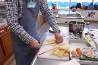 もう一人の日とも箸でくるっとしている