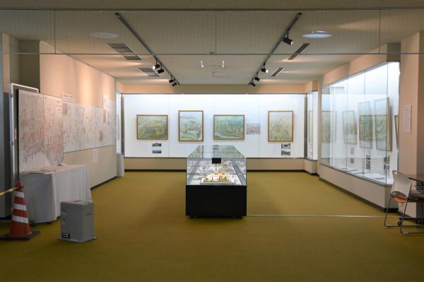 企画展「播磨の城めぐり」展示風景