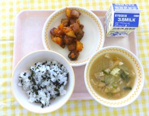 17日カツオのオーロラ煮