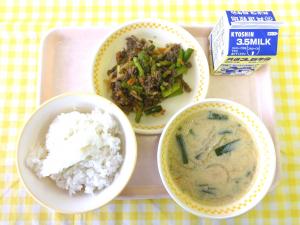 30日アスパラガスの炒め物