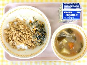 15日大豆のそぼろ丼