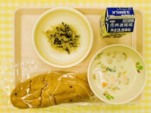 15日チンゲン菜と鮭のクリーム煮
