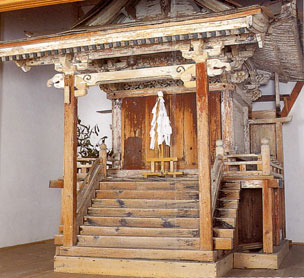 稲荷神社本殿の写真