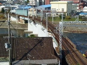 神戸電鉄曲線橋の画像