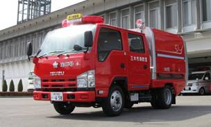 消防団多機能型車両（救助資機材搭載）（財）日本消防協会から寄贈の画像