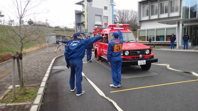 細川機動隊によるポンプ車操法の画像