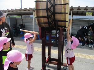 隣保館太鼓(2)